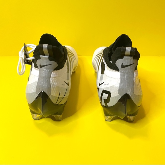 Nike Vapor Edge Elite 360 Flyknit Football Cleats Size 9 White Silver DQ3558-100 - Picture 6 of 7